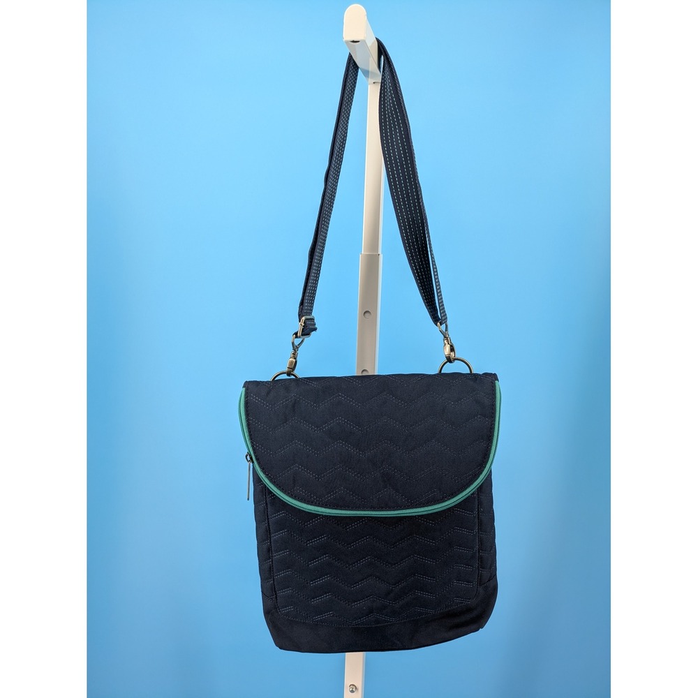 Thirty-One Vary You Convertible Crossbody Backpack Navy Blue Quilted Chevron Bag